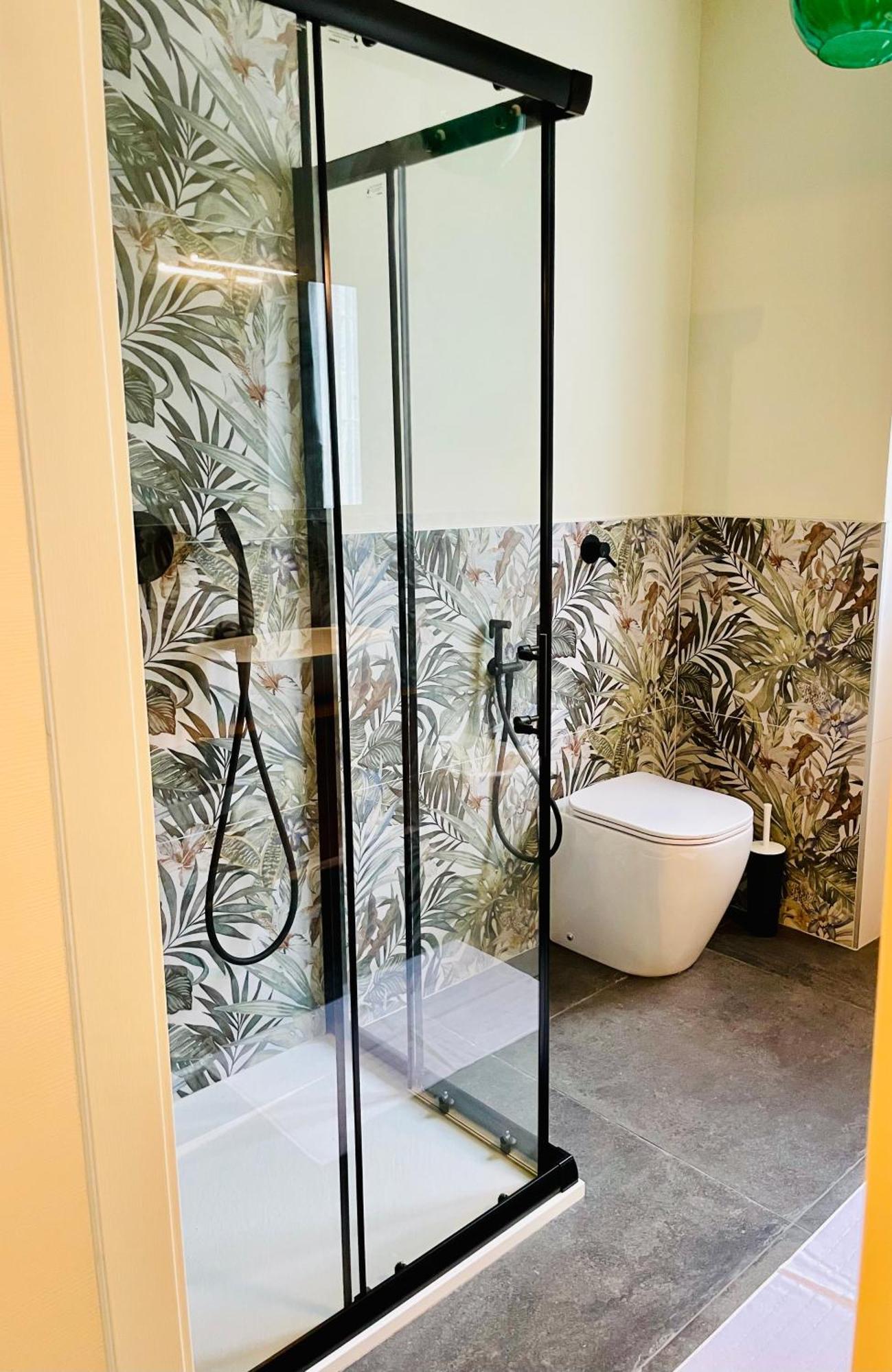 33 Borgo Ticino Lux Free Parking & Private Garden Apartamento Pavia Exterior foto