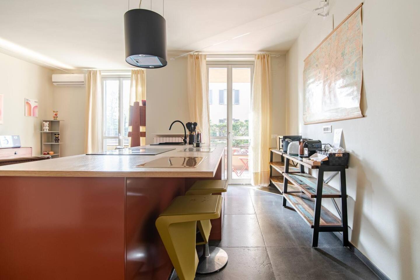 33 Borgo Ticino Lux Free Parking & Private Garden Apartamento Pavia Exterior foto