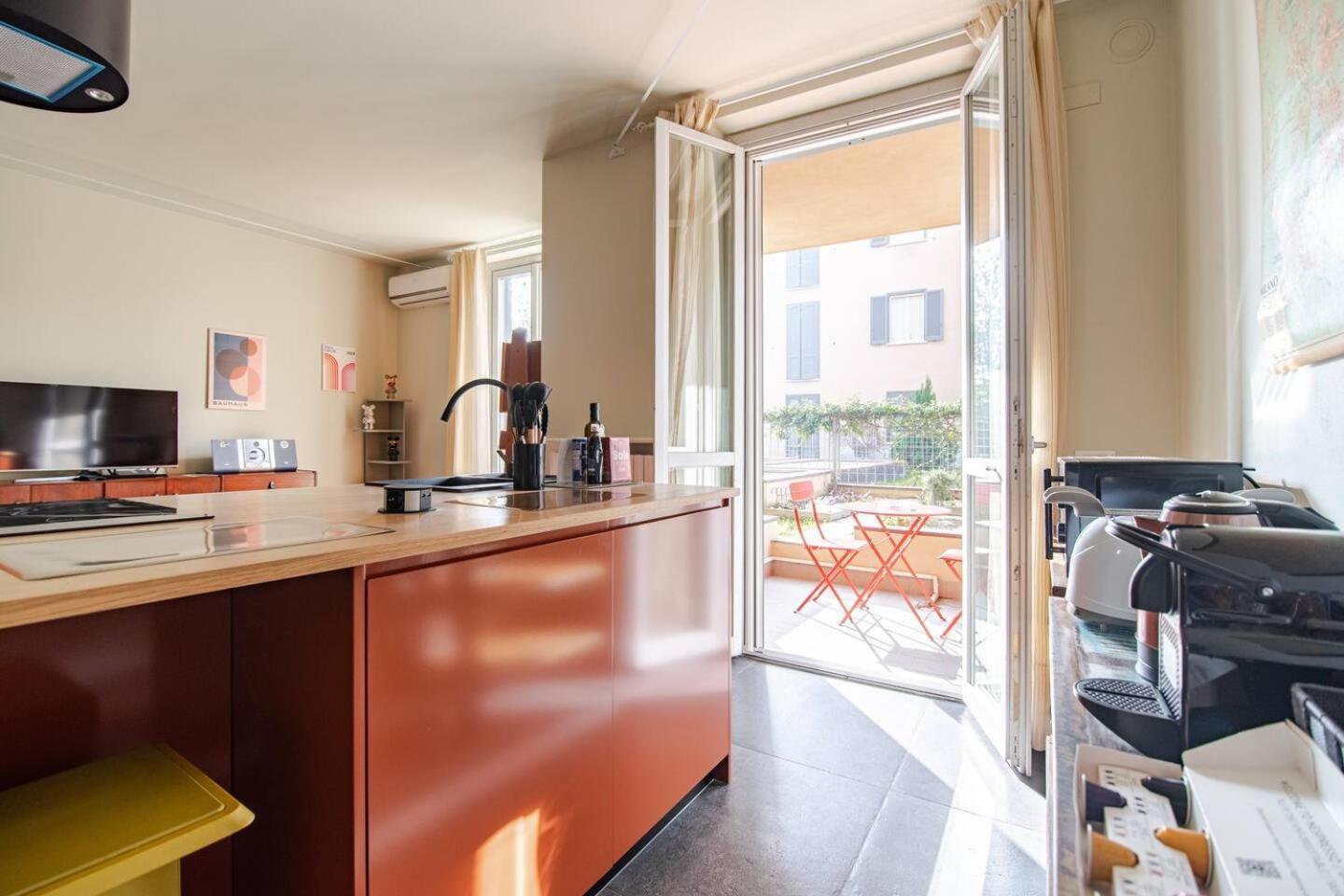 33 Borgo Ticino Lux Free Parking & Private Garden Apartamento Pavia Exterior foto